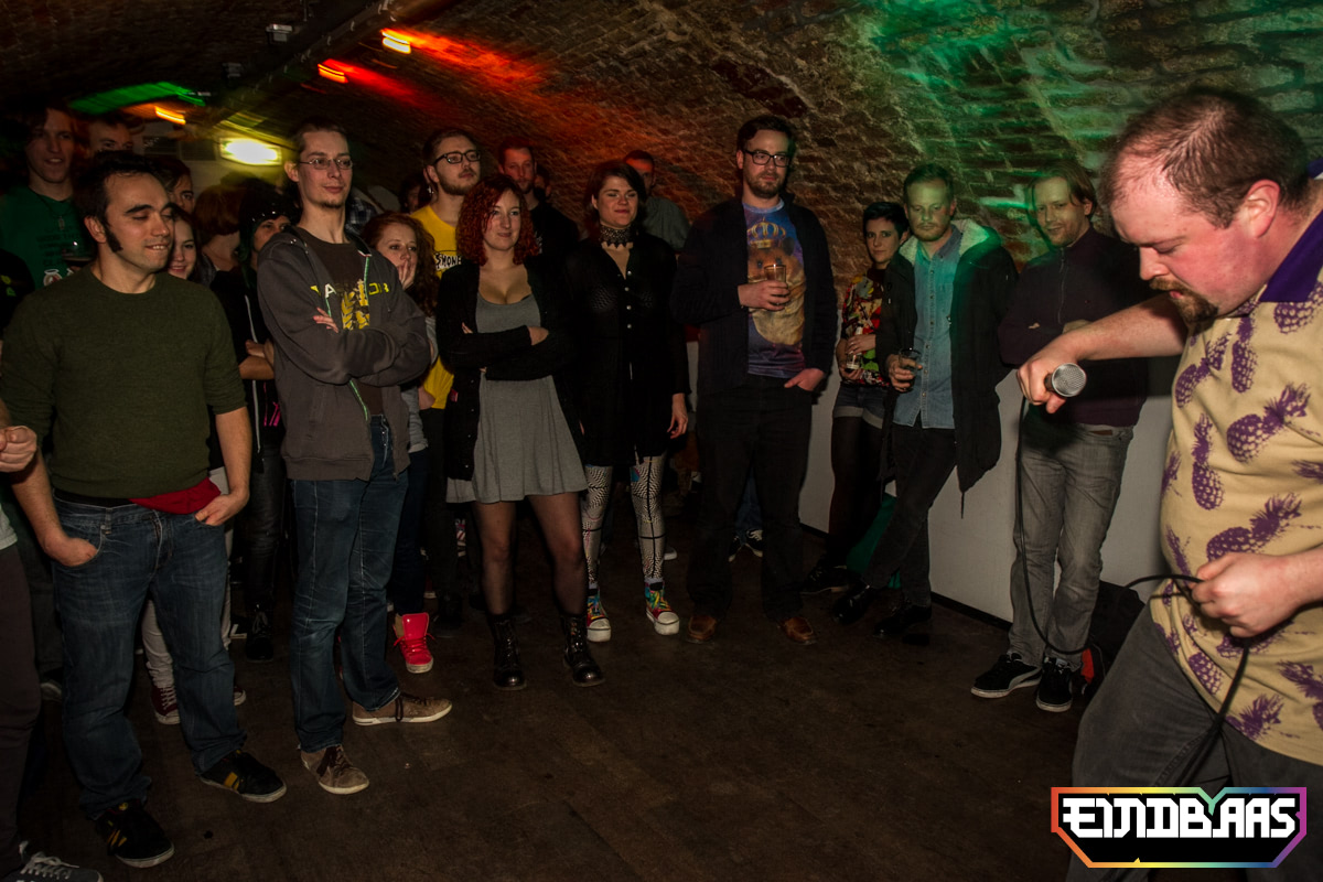 EINDBAAS 030303 photo