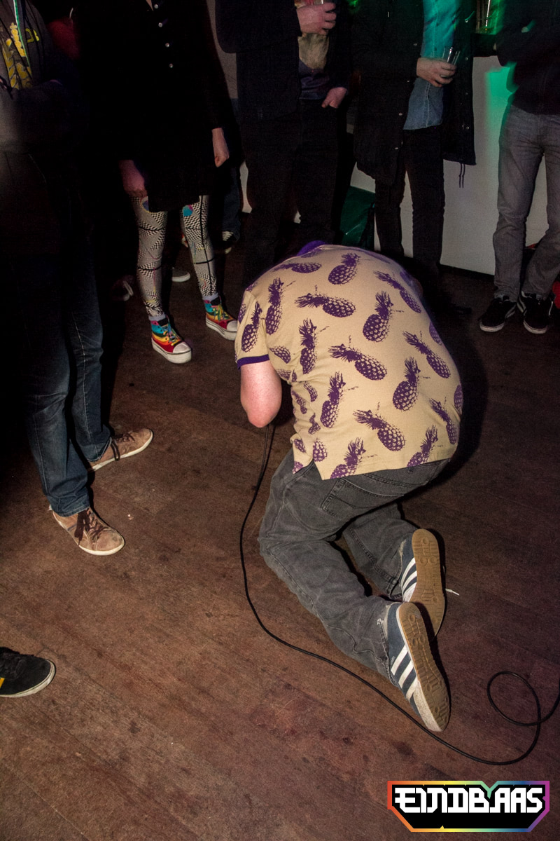 EINDBAAS 030303 photo