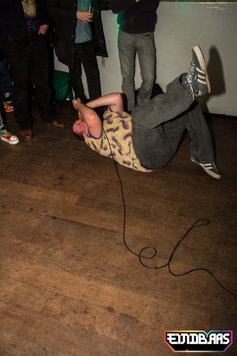 EINDBAAS 030303 photo