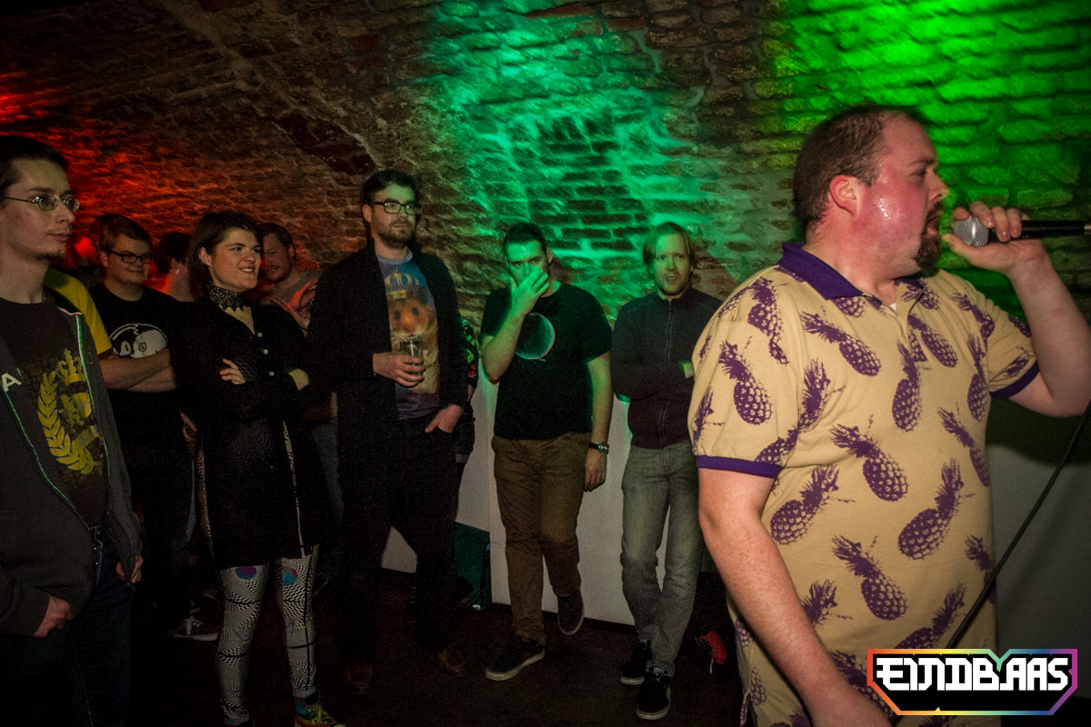 EINDBAAS 030303 photo