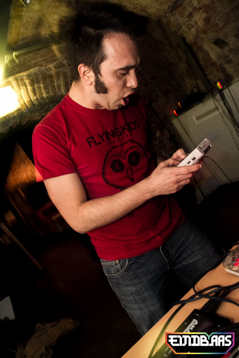 EINDBAAS 030303 photo