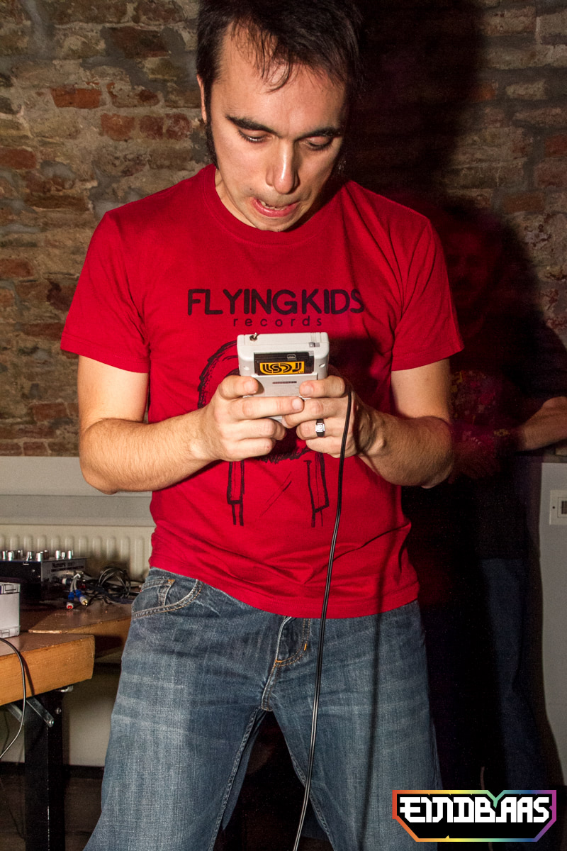 EINDBAAS 030303 photo