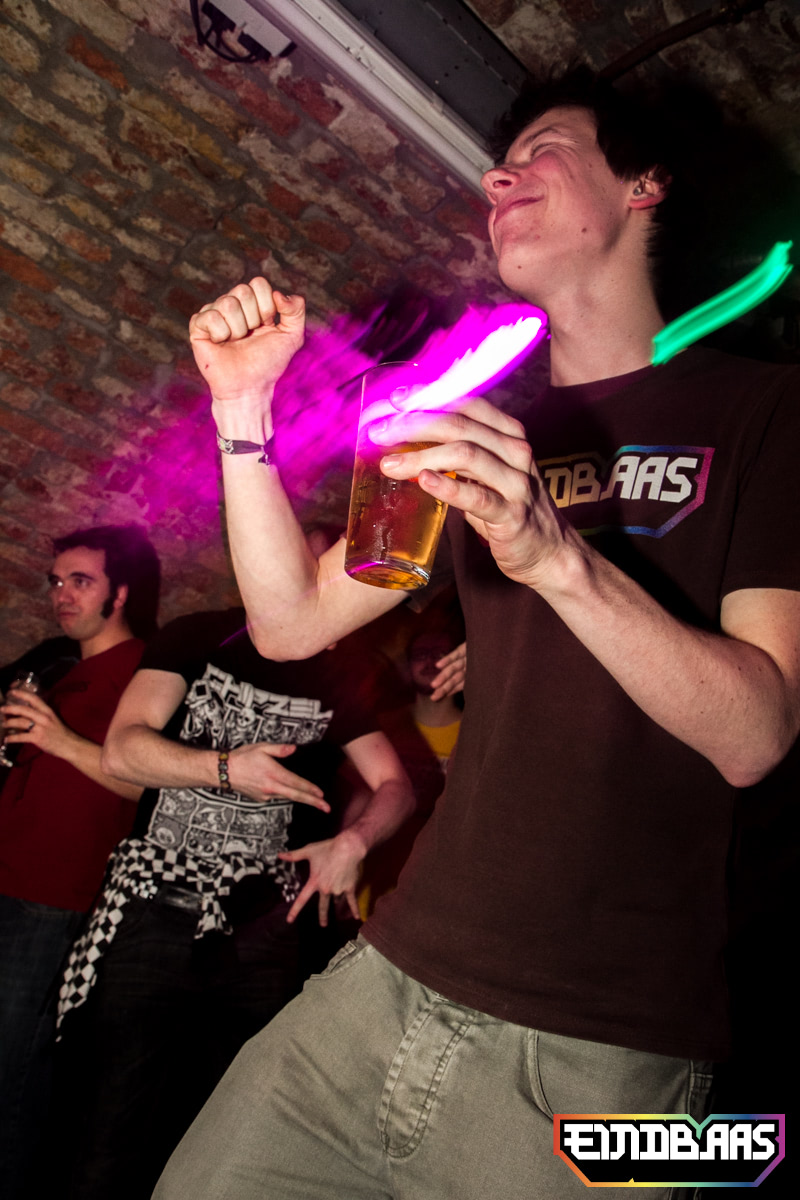 EINDBAAS 030303 photo