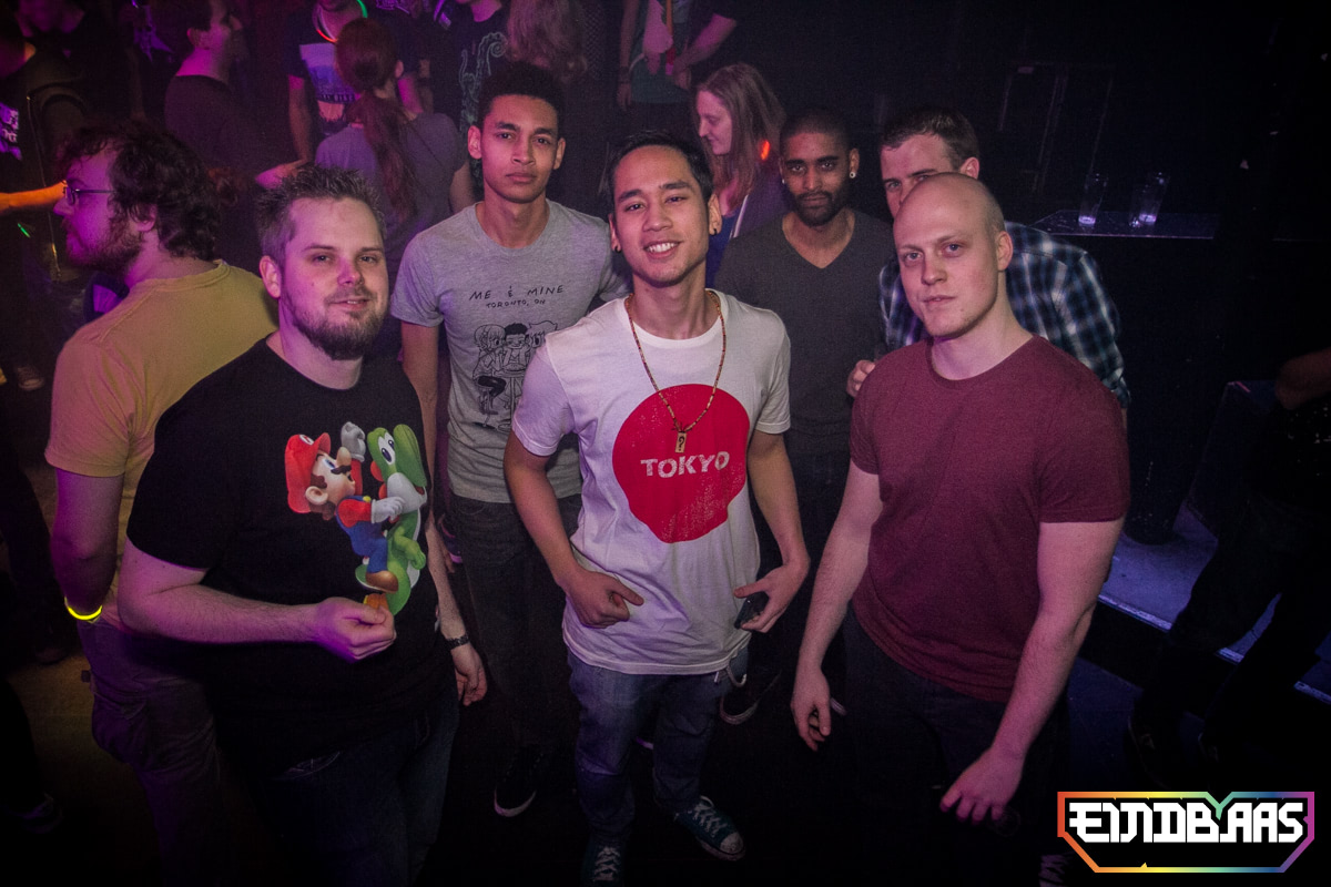 EINDBAAS 030303 photo