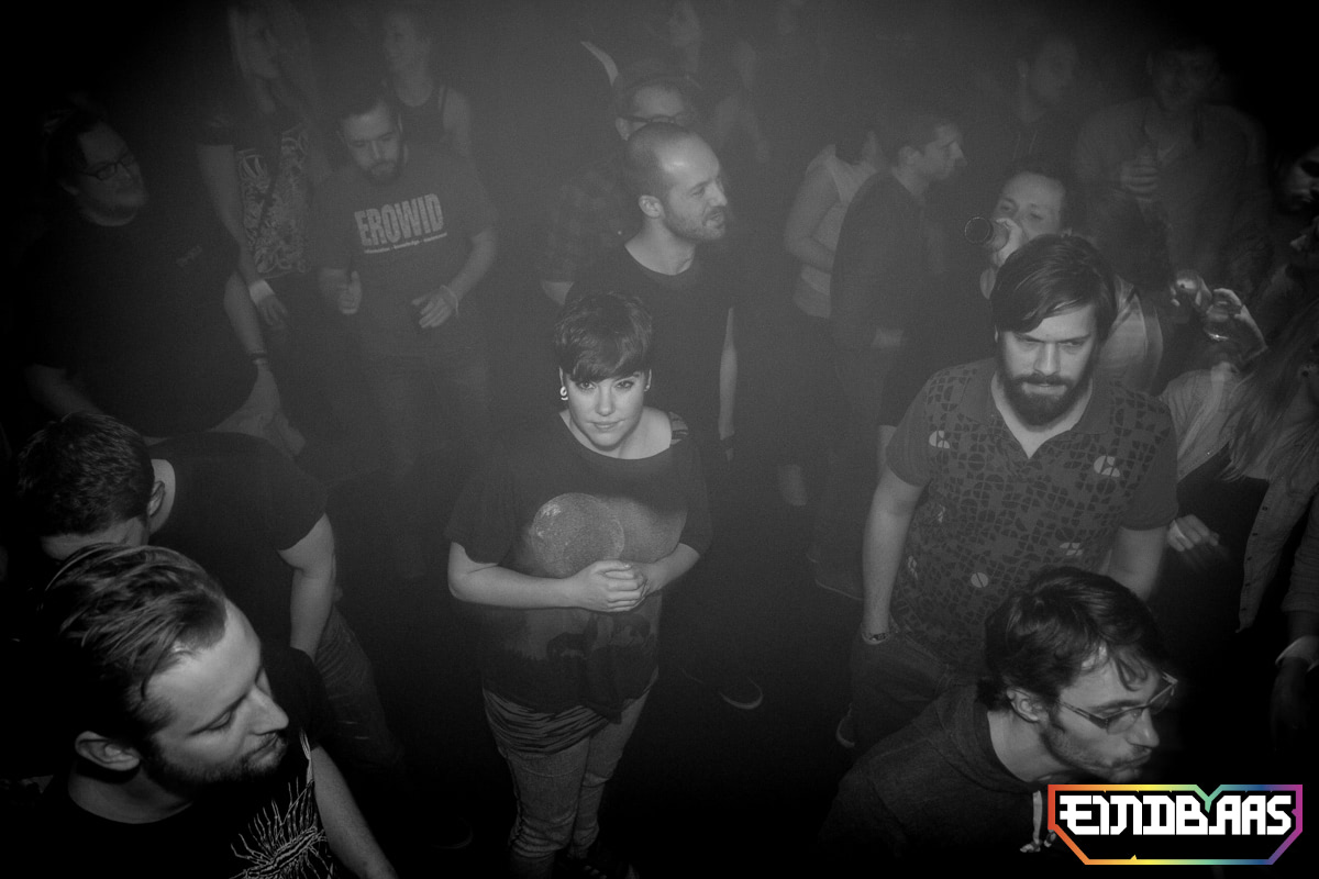 EINDBAAS 030303 photo