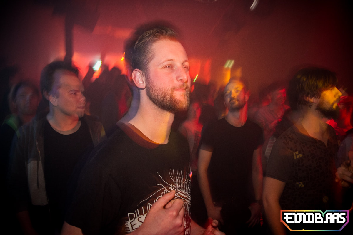 EINDBAAS 030303 photo