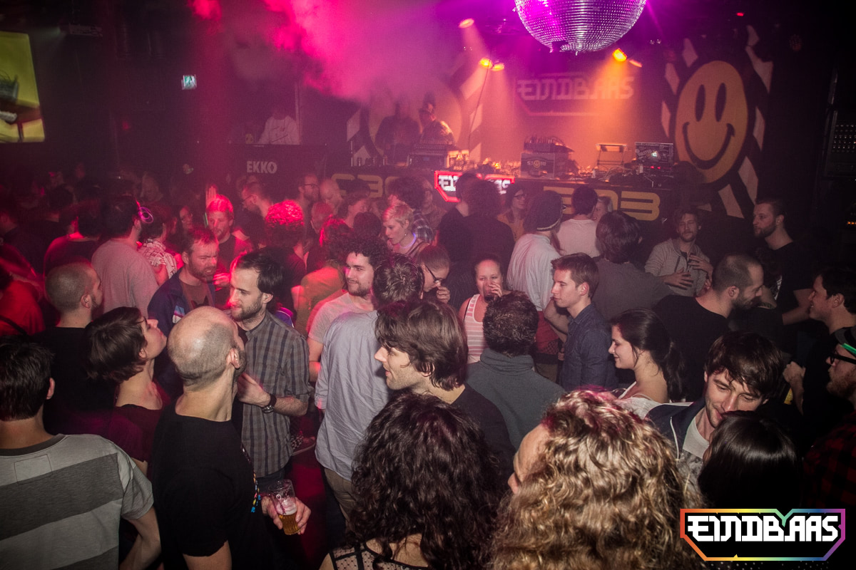 EINDBAAS 030303 photo