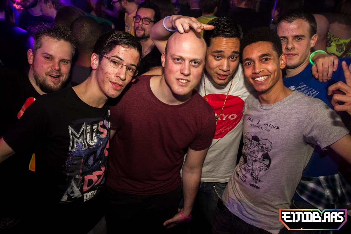 EINDBAAS 030303 photo