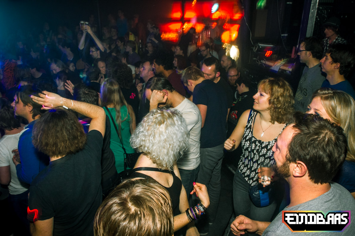 EINDBAAS 030303 photo