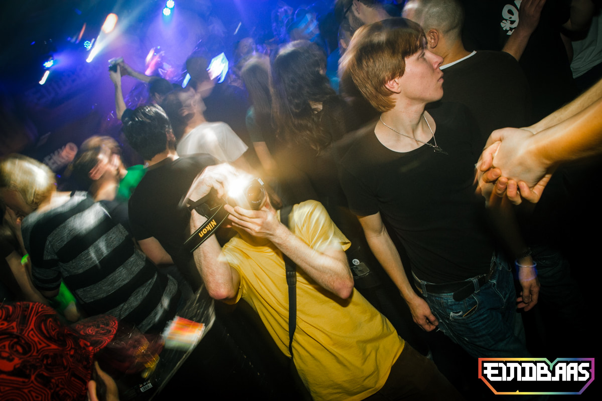 EINDBAAS 030303 photo