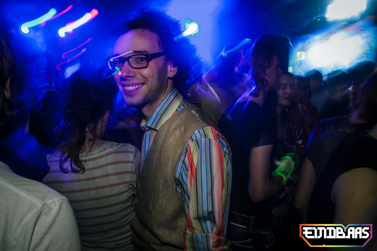 EINDBAAS 030303 photo