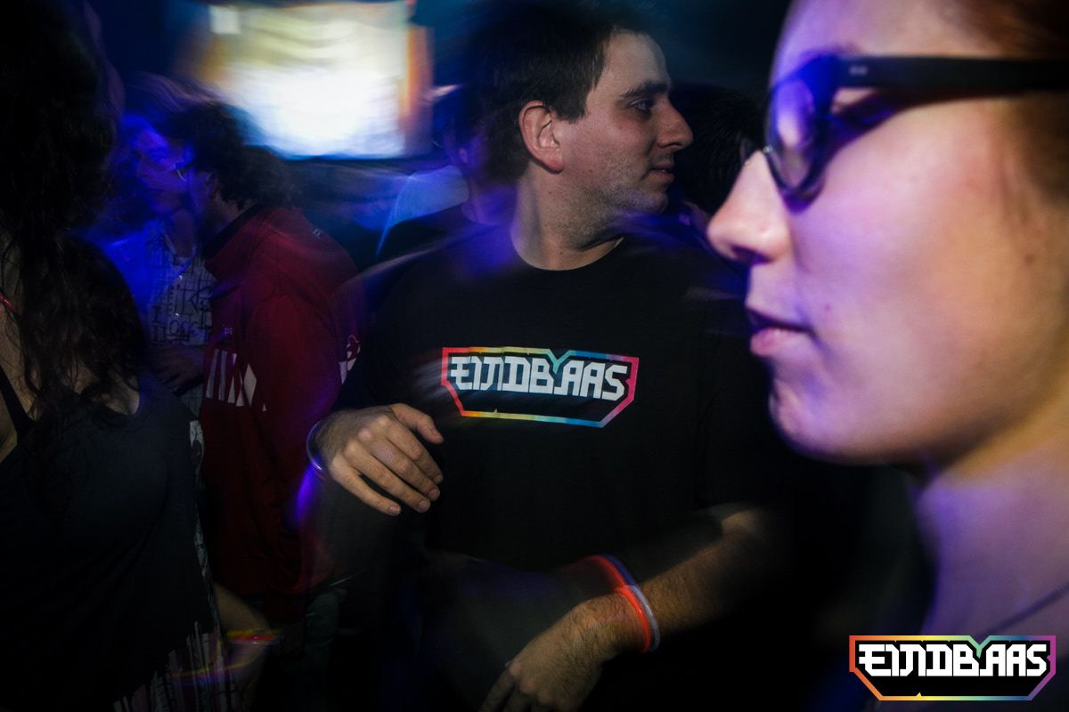 EINDBAAS 030303 photo