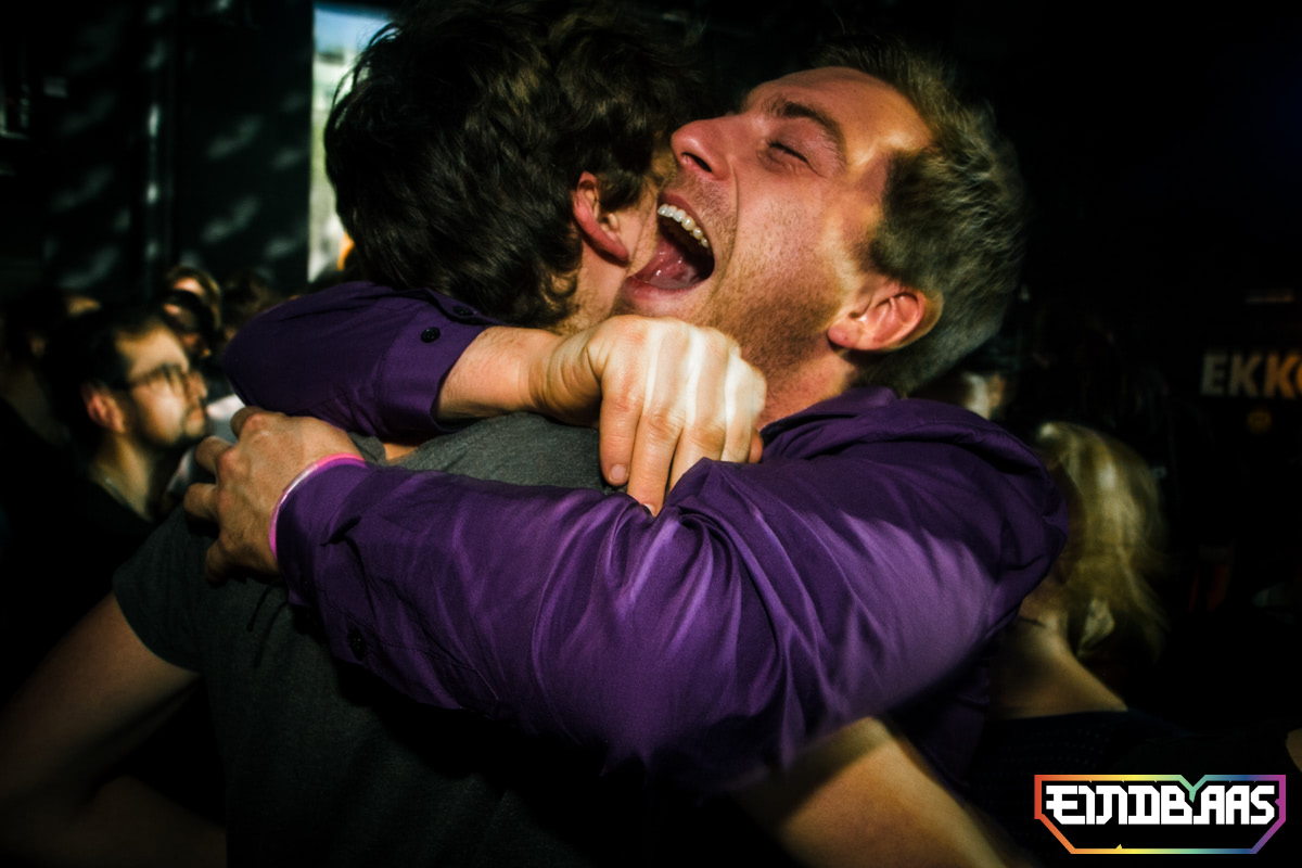 EINDBAAS 030303 photo