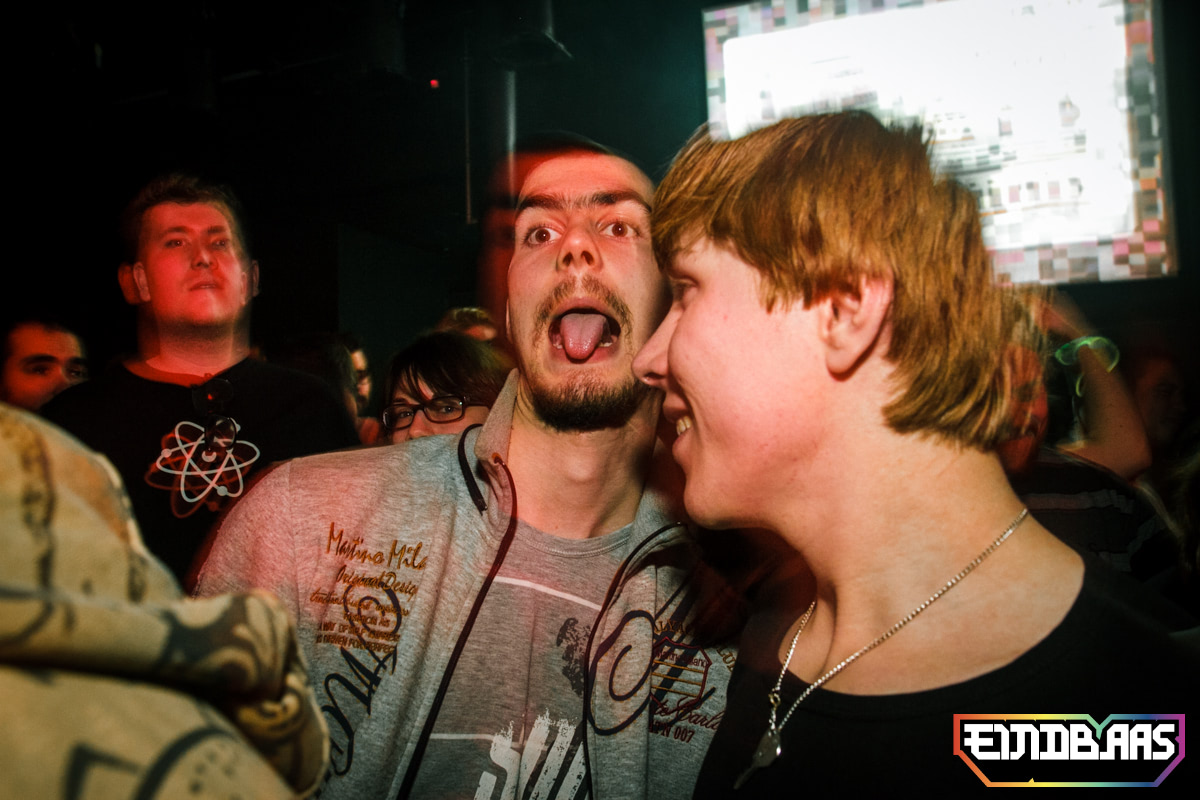 EINDBAAS 030303 photo