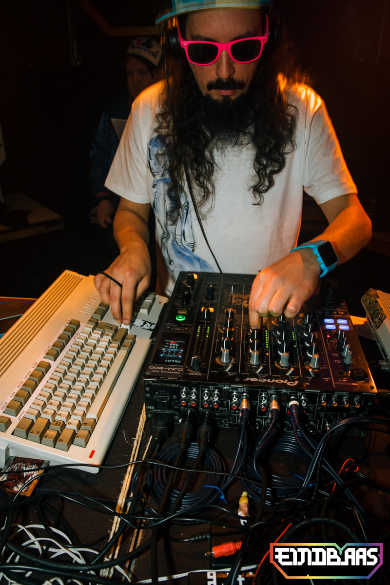 EINDBAAS 030303 photo