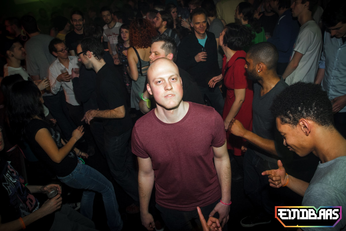 EINDBAAS 030303 photo