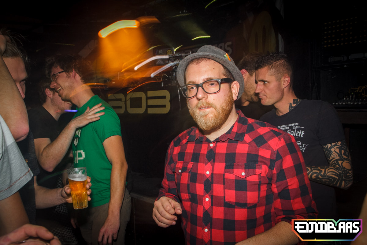 EINDBAAS 030303 photo