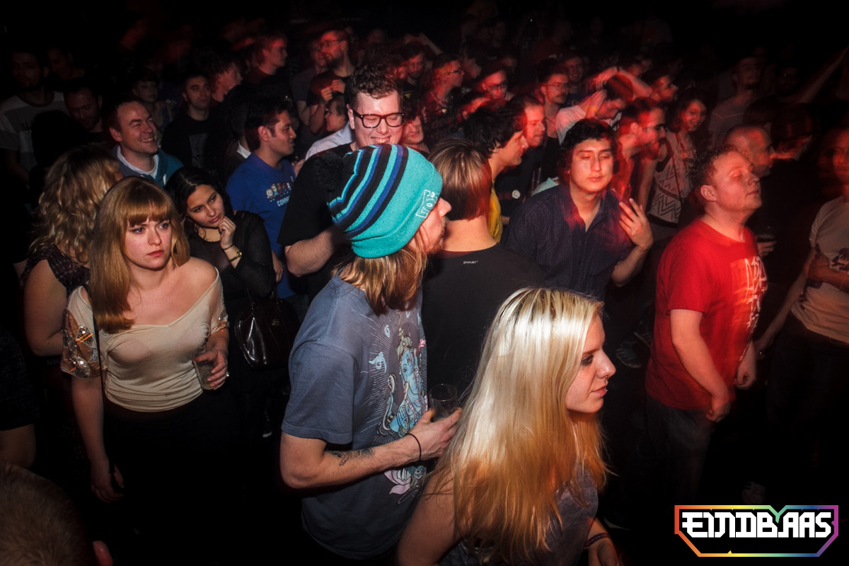 EINDBAAS 030303 photo