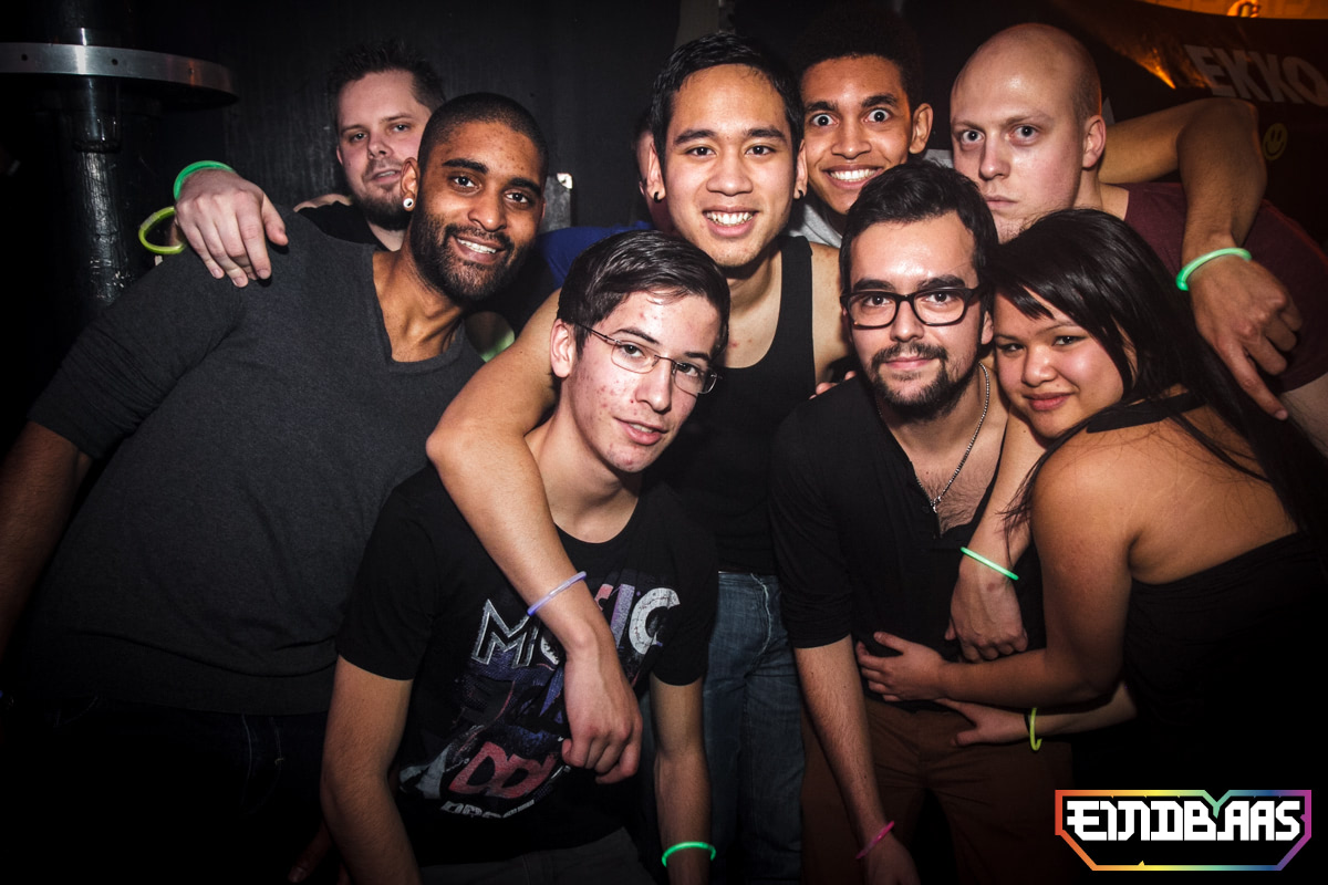 EINDBAAS 030303 photo