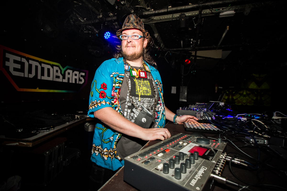 EINDBAAS 5 YEARS photo