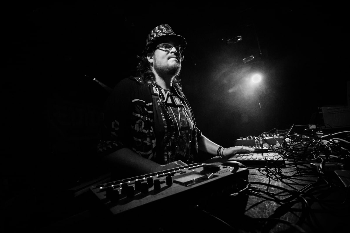 EINDBAAS 5 YEARS photo