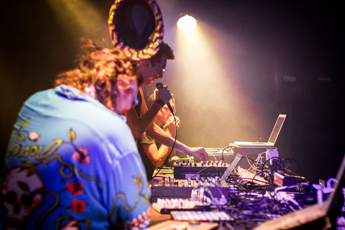 EINDBAAS 5 YEARS photo