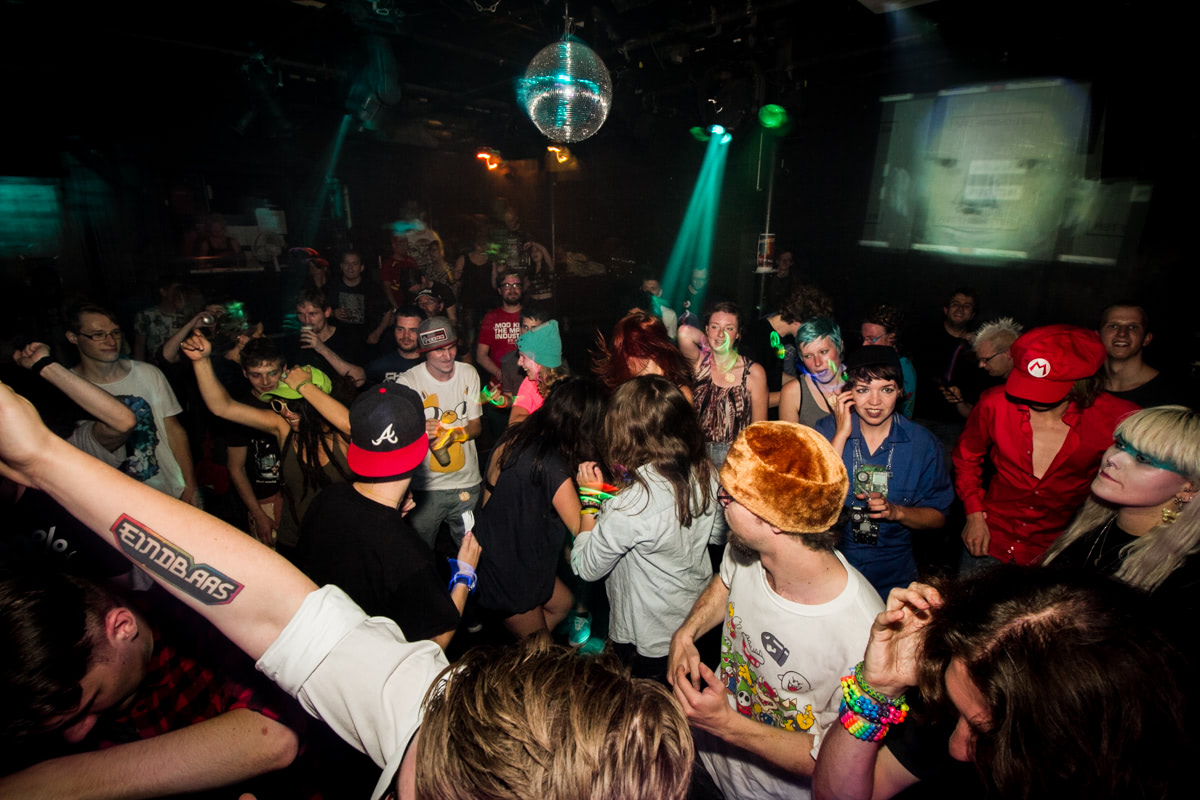 EINDBAAS 5 YEARS photo