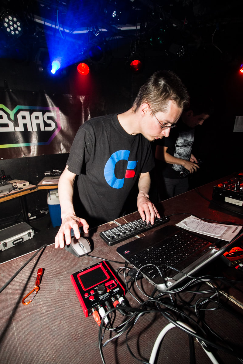 EINDBAAS 5 YEARS photo