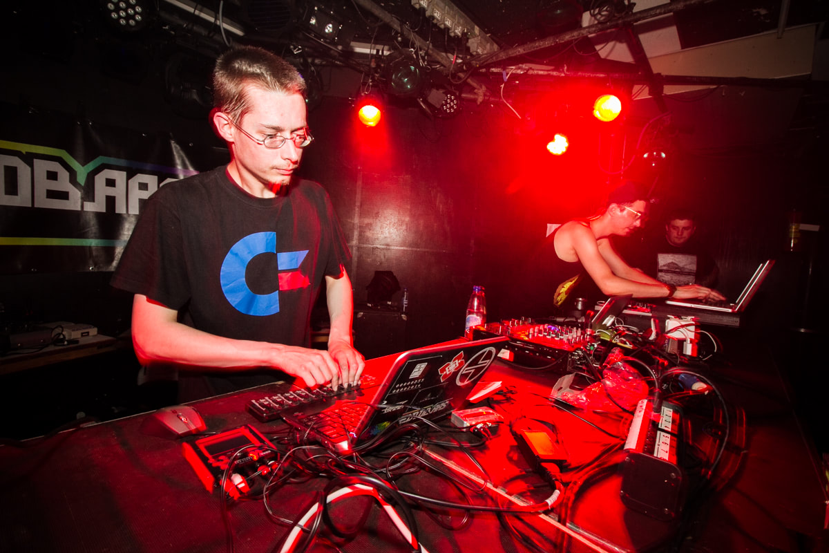 EINDBAAS 5 YEARS photo