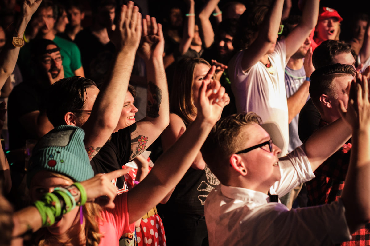 EINDBAAS 5 YEARS photo