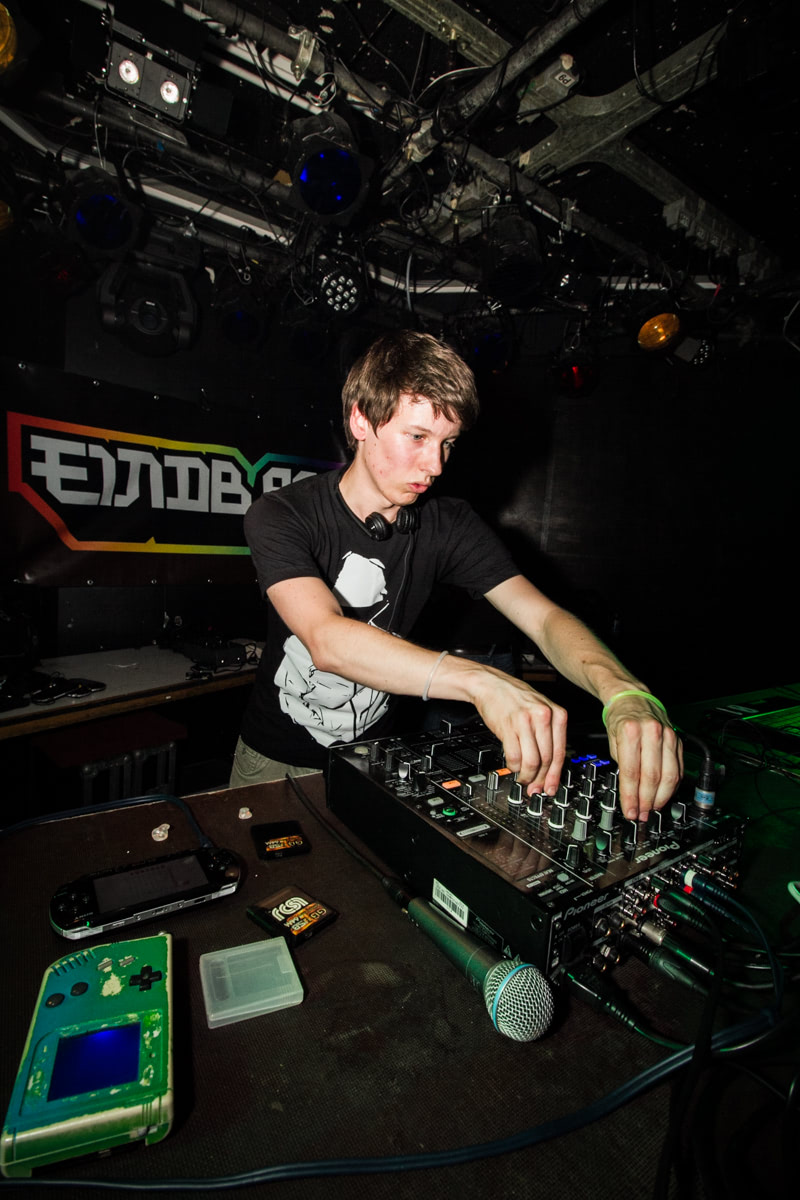 EINDBAAS 5 YEARS photo