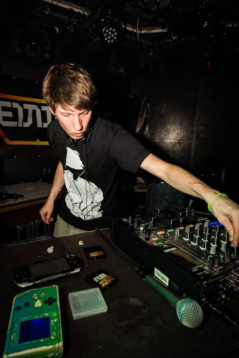 EINDBAAS 5 YEARS photo