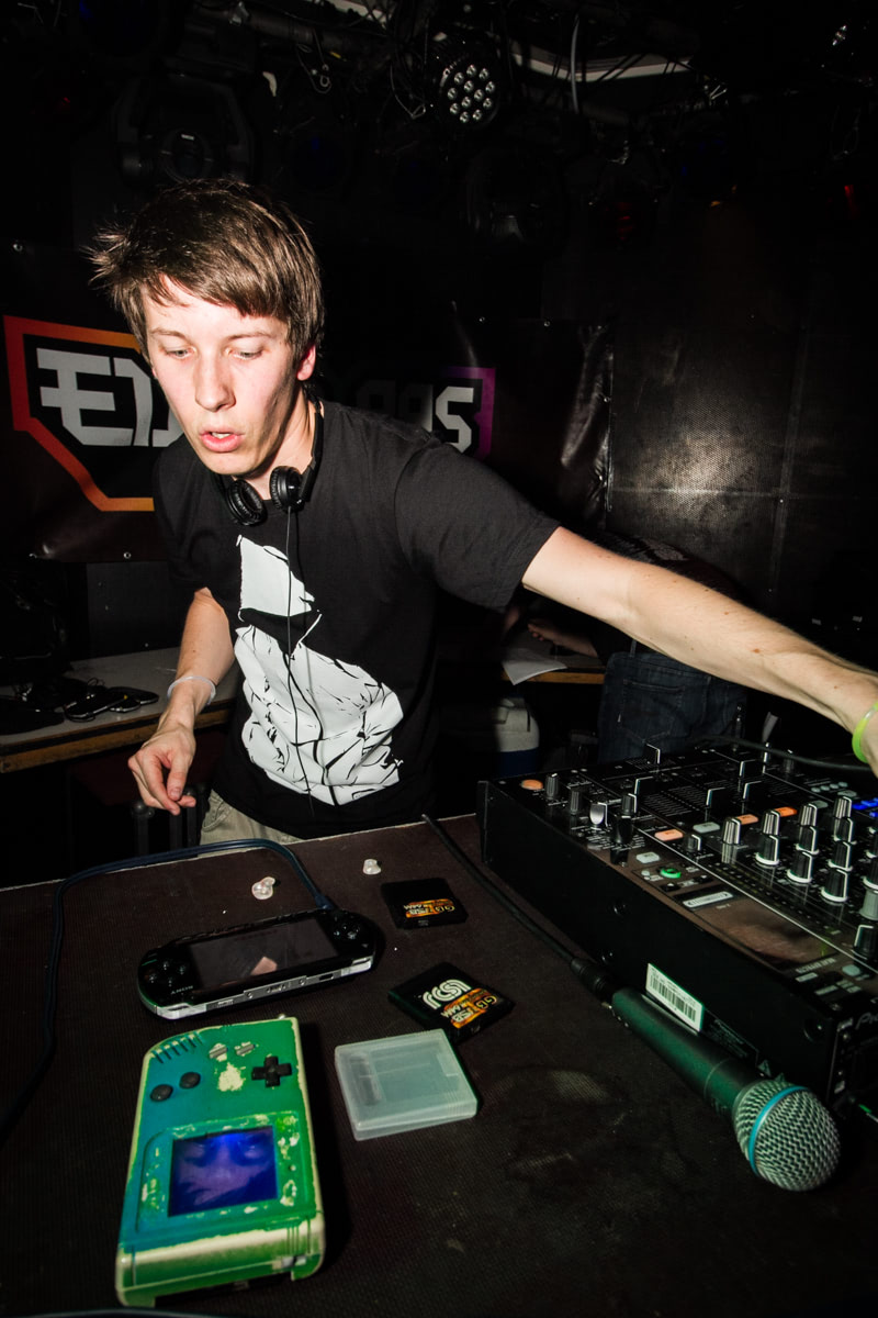 EINDBAAS 5 YEARS photo