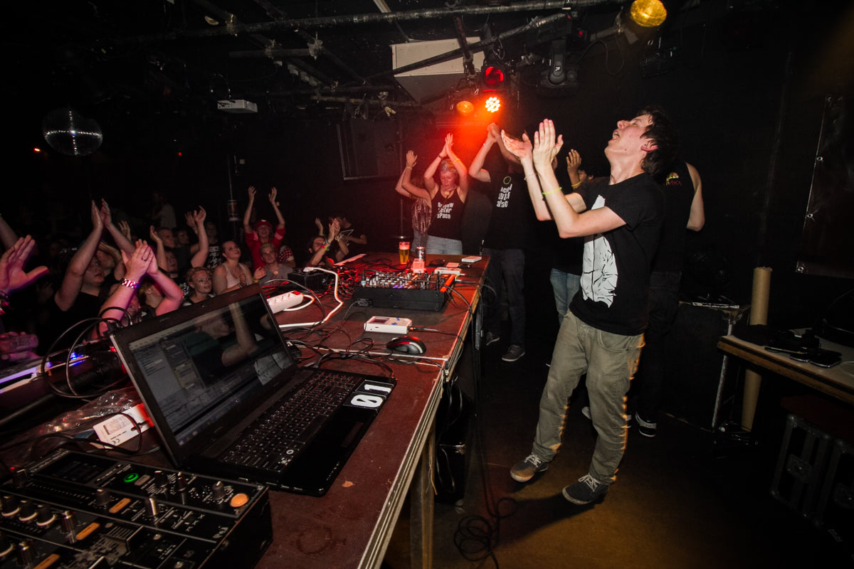 EINDBAAS 5 YEARS photo