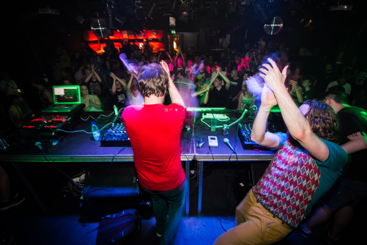 EINDBAAS 5 YEARS photo