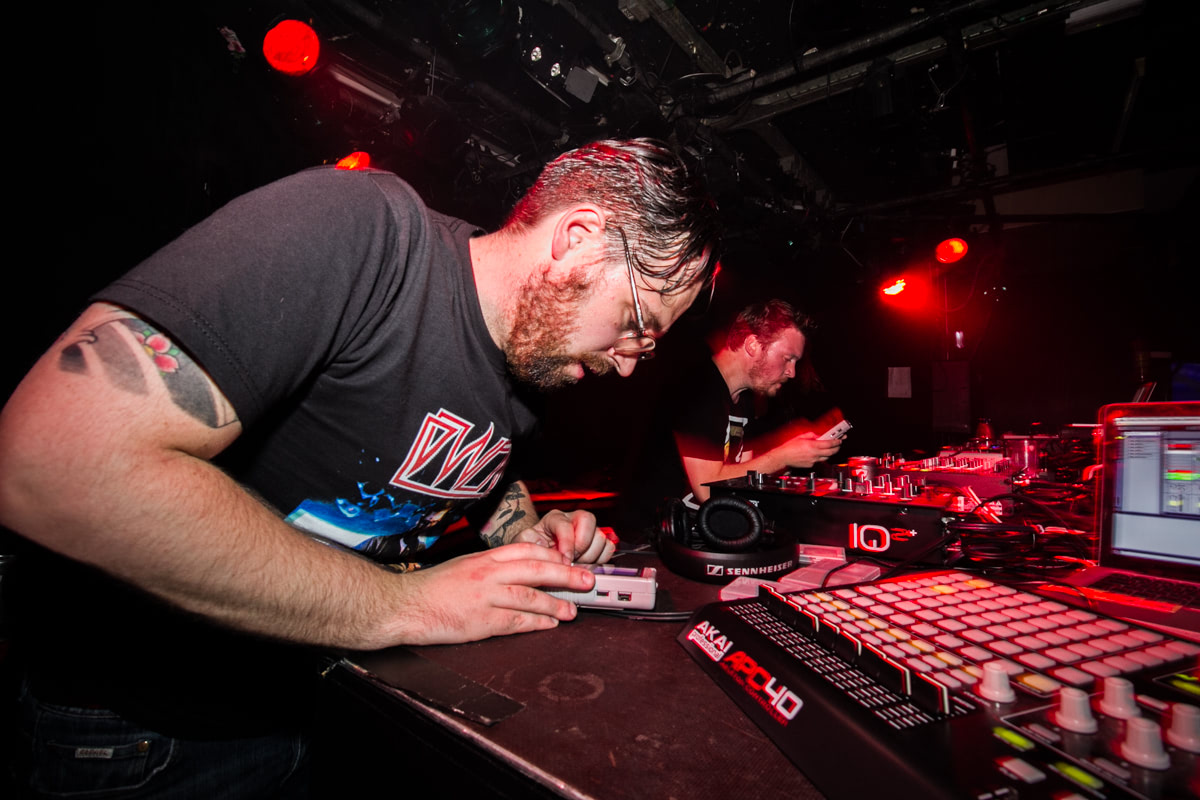 EINDBAAS 5 YEARS photo