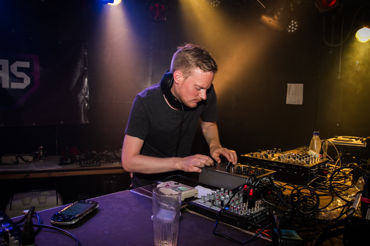 EINDBAAS 5 YEARS photo