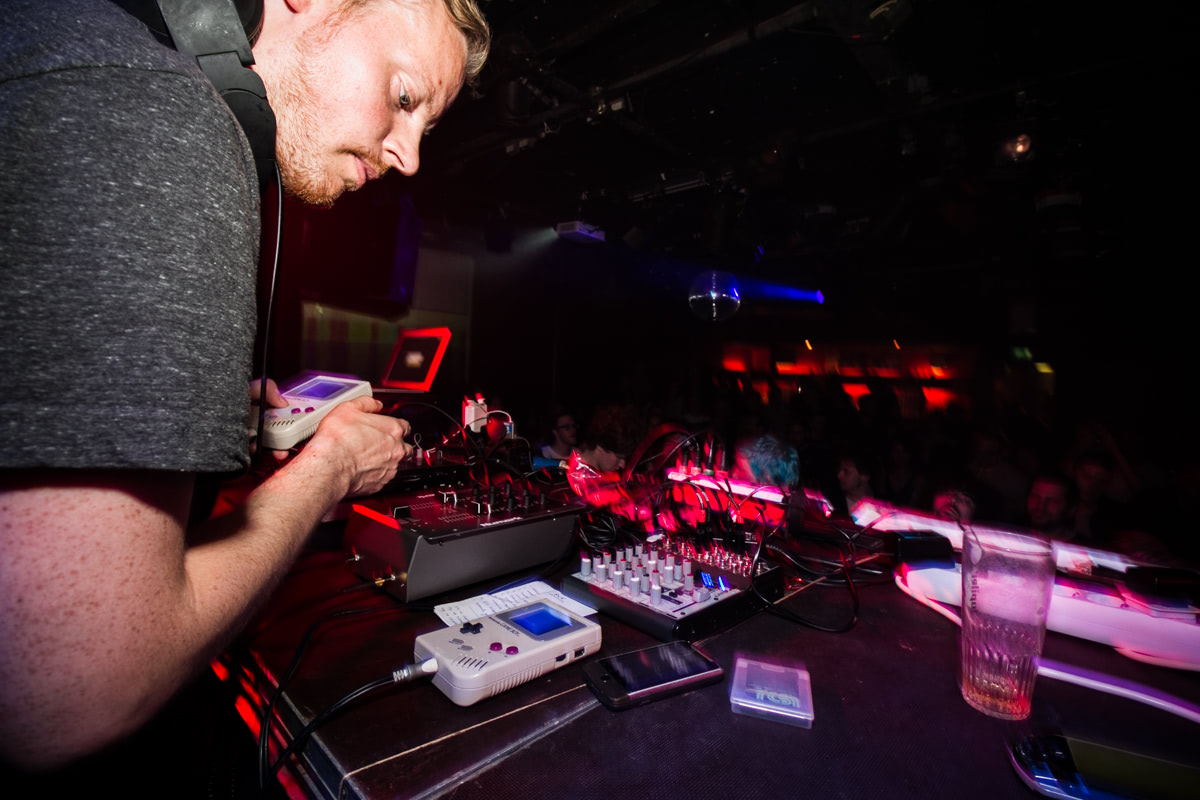 EINDBAAS 5 YEARS photo