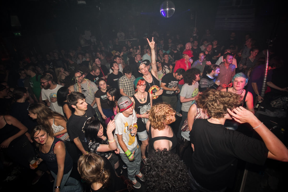 EINDBAAS 5 YEARS photo