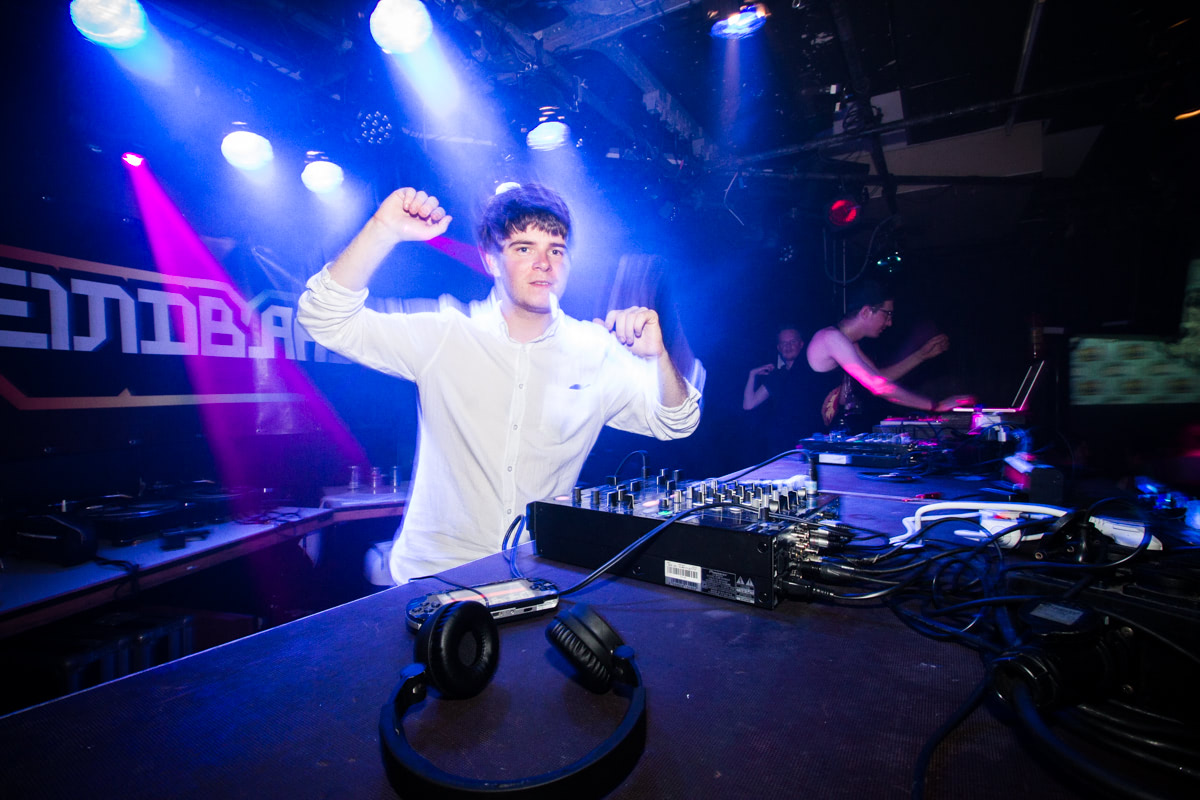 EINDBAAS 5 YEARS photo