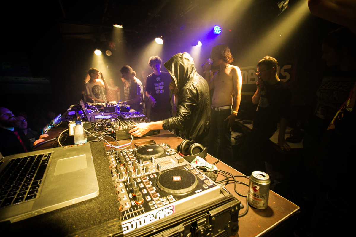 EINDBAAS 5 YEARS photo