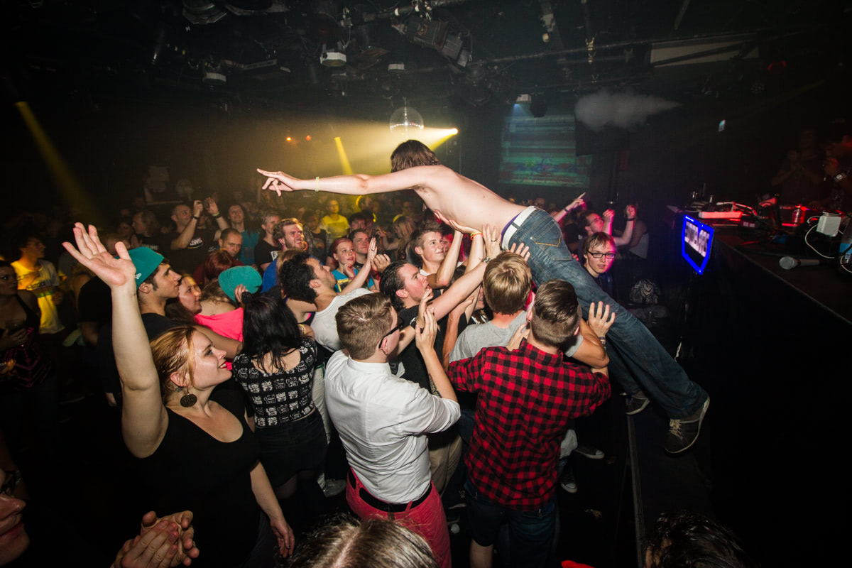 EINDBAAS 5 YEARS photo