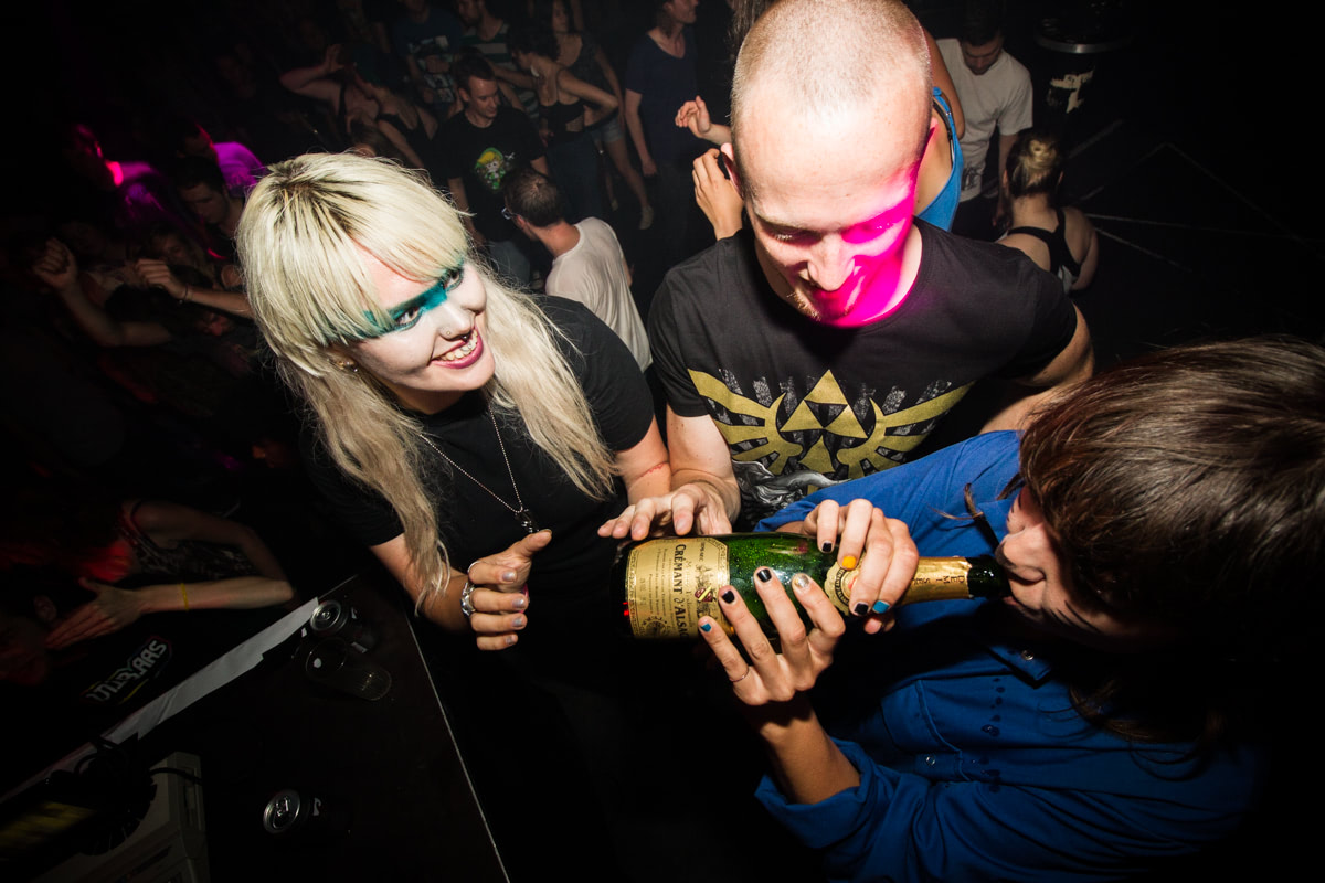 EINDBAAS 5 YEARS photo