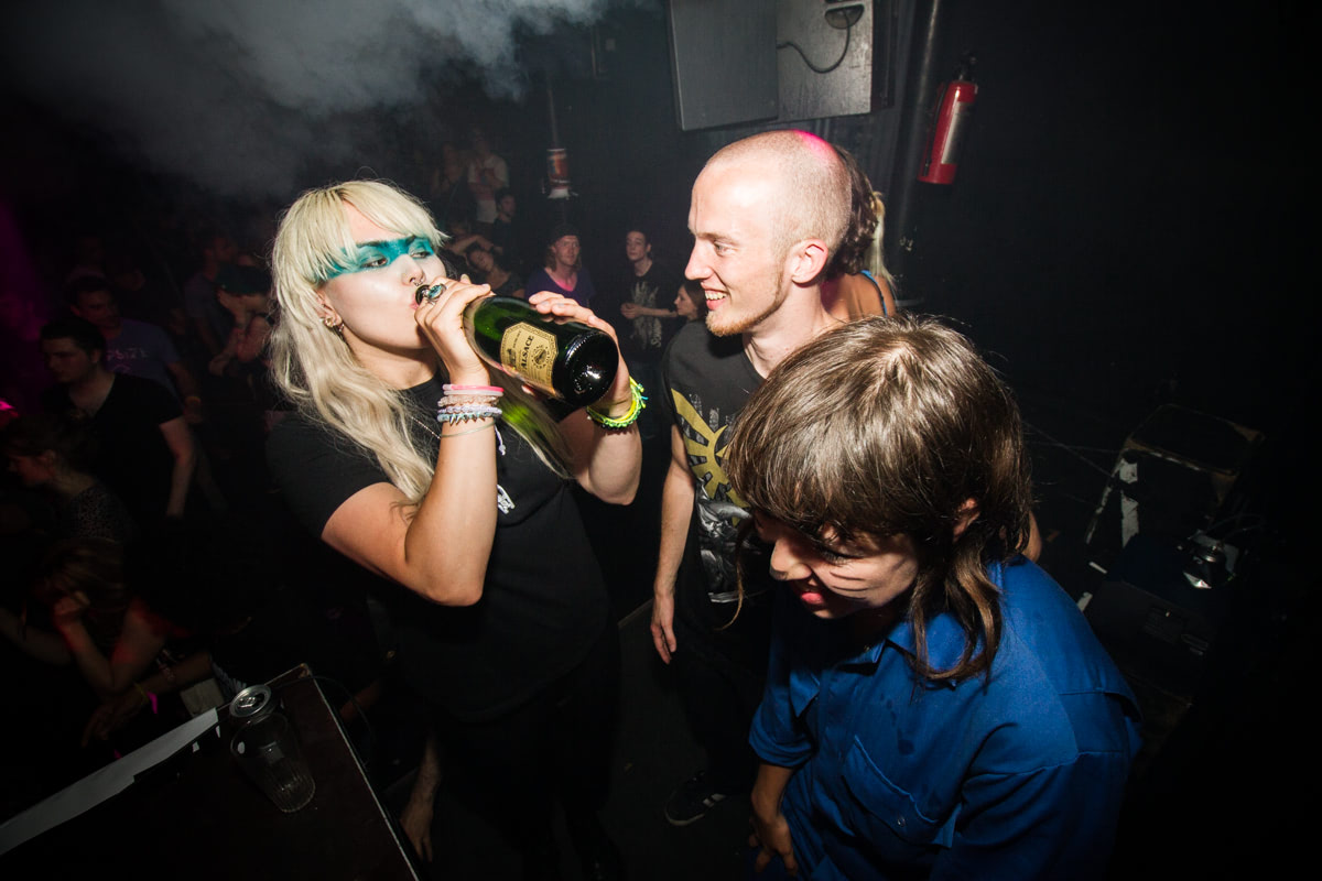 EINDBAAS 5 YEARS photo