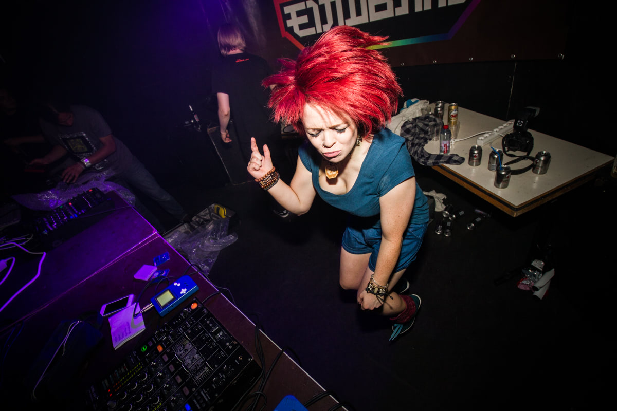 EINDBAAS 5 YEARS photo