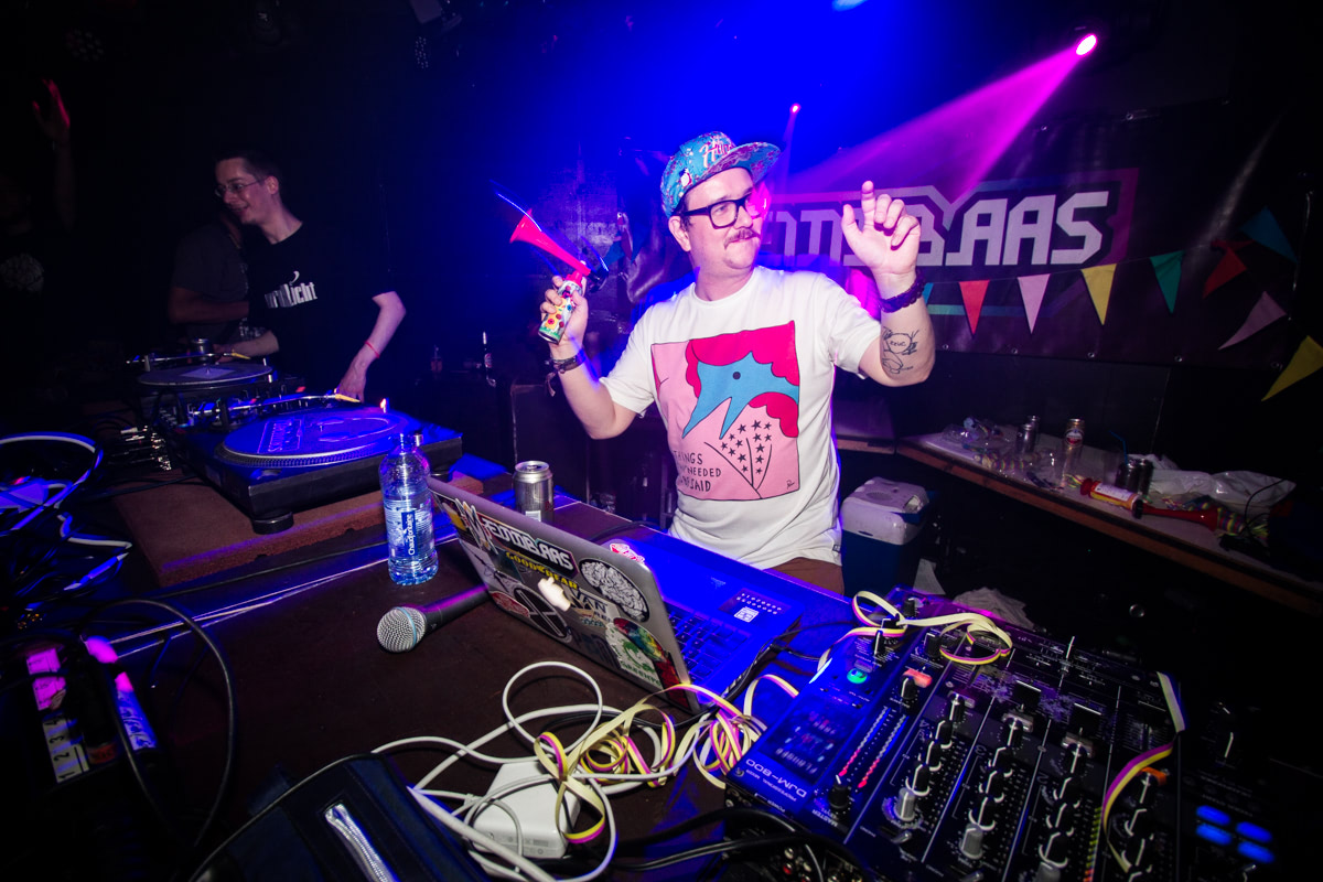 EINDBAAS 5 YEARS photo