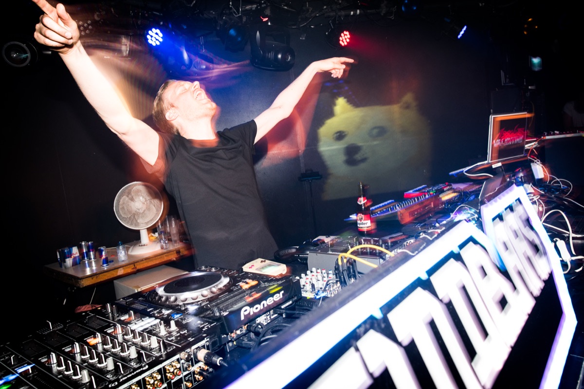 EINDBAAS vs. Night Arcade photo