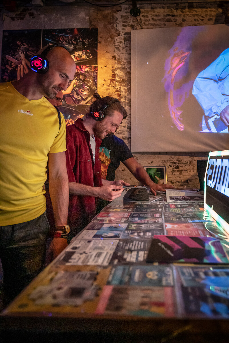 EINDBAAS 10 Years photo