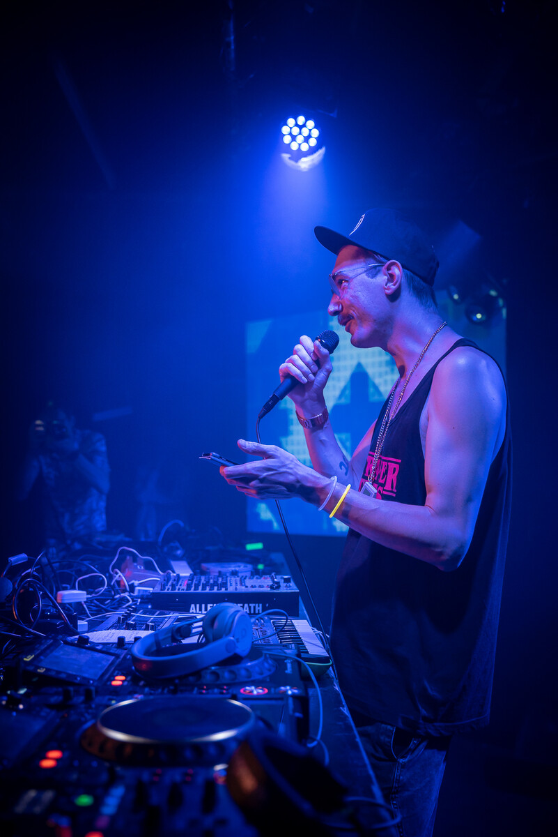 EINDBAAS 10 Years photo