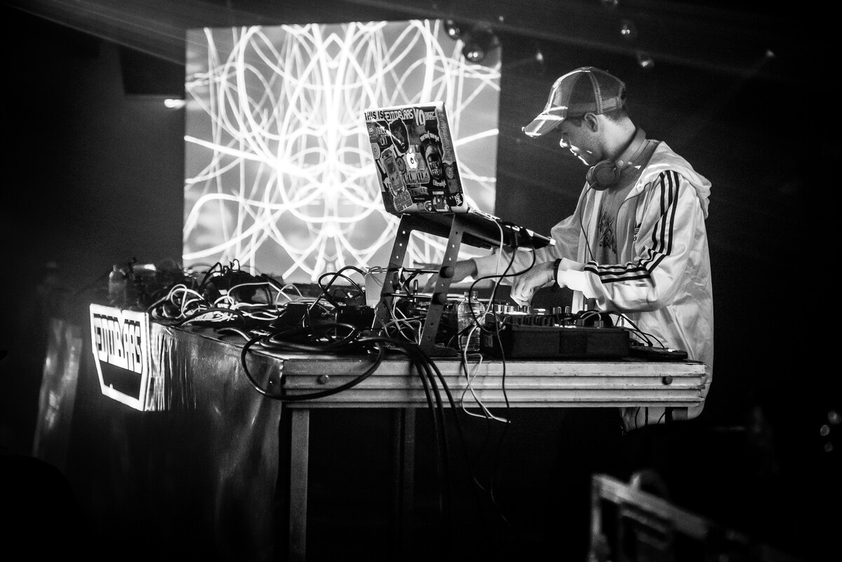 EINDBAAS 10 Years photo